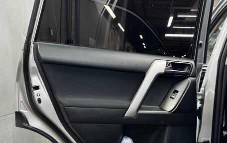 Toyota Land Cruiser Prado 150 рестайлинг 2, 2015 год, 2 950 000 рублей, 7 фотография