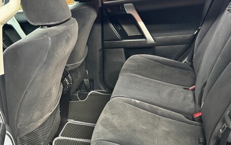 Toyota Land Cruiser Prado 150 рестайлинг 2, 2015 год, 2 950 000 рублей, 28 фотография