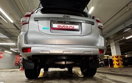 Toyota Land Cruiser Prado 150 рестайлинг 2, 2015 год, 2 950 000 рублей, 20 фотография