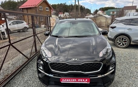 KIA Sportage IV рестайлинг, 2021 год, 2 290 000 рублей, 1 фотография