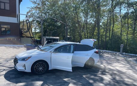 Hyundai Elantra VI рестайлинг, 2019 год, 1 420 000 рублей, 11 фотография