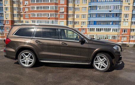 Mercedes-Benz GL-Класс, 2015 год, 3 500 000 рублей, 4 фотография
