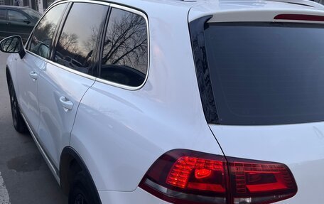 Volkswagen Touareg III, 2014 год, 1 799 990 рублей, 3 фотография