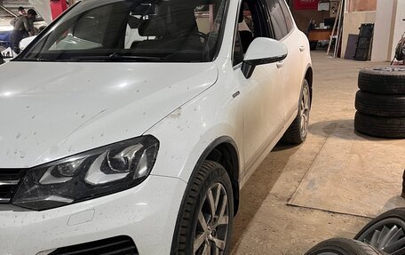 Volkswagen Touareg III, 2014 год, 1 799 990 рублей, 9 фотография