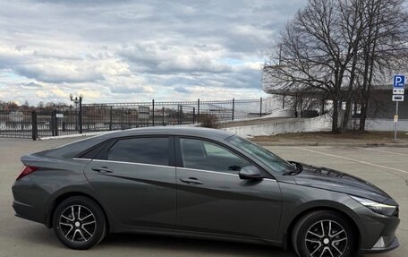 Hyundai Elantra, 2022 год, 1 750 000 рублей, 2 фотография
