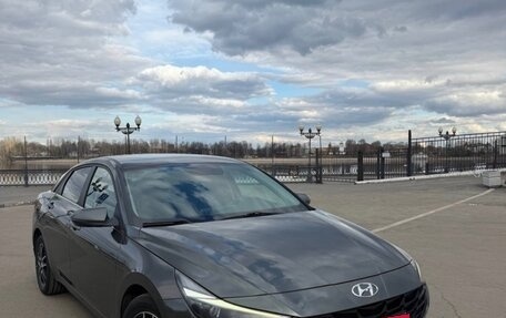 Hyundai Elantra, 2022 год, 1 750 000 рублей, 3 фотография