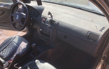 Skoda Fabia I, 2002 год, 250 000 рублей, 31 фотография