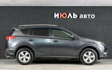 Toyota RAV4, 2014 год, 1 990 000 рублей, 9 фотография