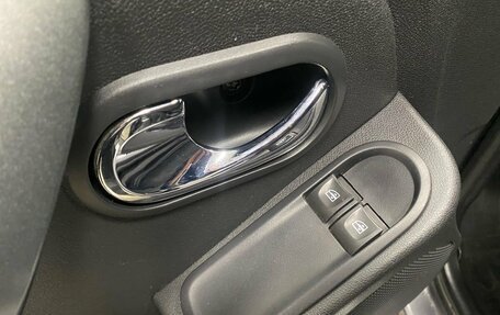 Renault Duster I рестайлинг, 2019 год, 1 296 000 рублей, 25 фотография