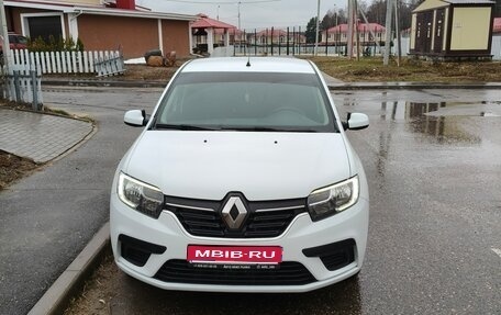 Renault Logan II, 2020 год, 799 999 рублей, 1 фотография