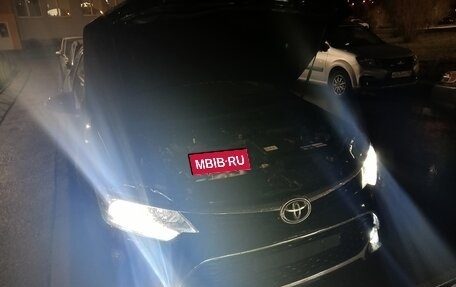 Toyota Camry, 2017 год, 1 800 080 рублей, 2 фотография