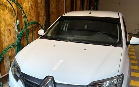 Renault Logan II, 2020 год, 799 999 рублей, 16 фотография