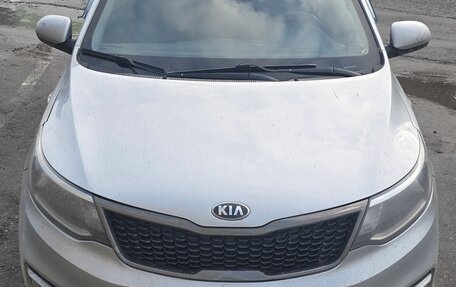 KIA Rio III рестайлинг, 2015 год, 500 000 рублей, 1 фотография
