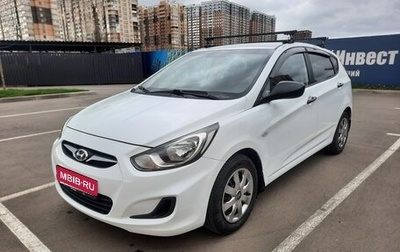 Hyundai Solaris II рестайлинг, 2013 год, 850 000 рублей, 1 фотография