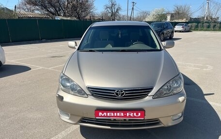 Toyota Camry V40, 2004 год, 1 250 000 рублей, 1 фотография