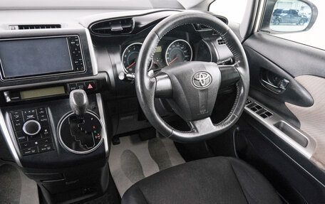 Toyota Wish II, 2009 год, 1 399 000 рублей, 8 фотография