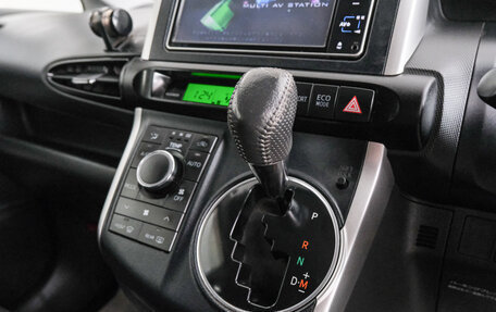 Toyota Wish II, 2009 год, 1 399 000 рублей, 15 фотография