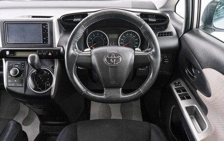 Toyota Wish II, 2009 год, 1 399 000 рублей, 13 фотография