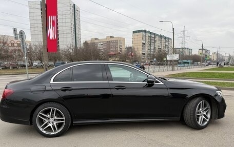 Mercedes-Benz E-Класс, 2020 год, 3 499 999 рублей, 4 фотография