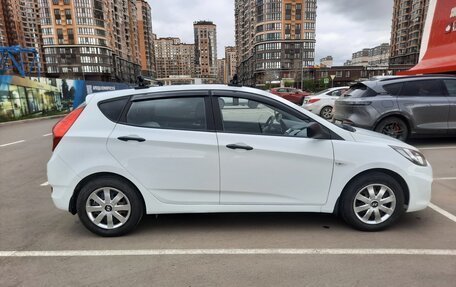 Hyundai Solaris II рестайлинг, 2013 год, 850 000 рублей, 6 фотография