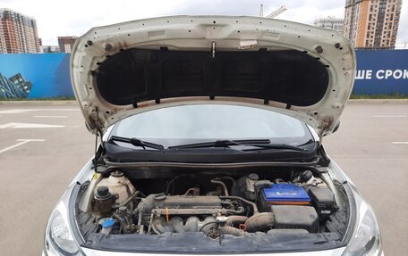 Hyundai Solaris II рестайлинг, 2013 год, 850 000 рублей, 15 фотография