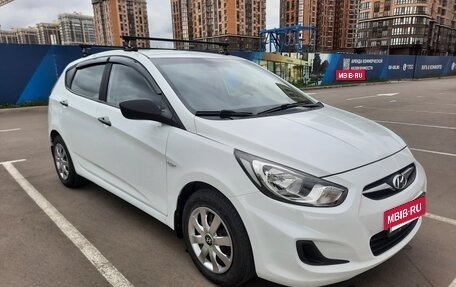 Hyundai Solaris II рестайлинг, 2013 год, 850 000 рублей, 7 фотография