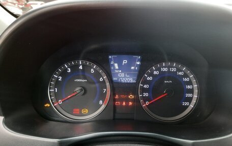 Hyundai Solaris II рестайлинг, 2013 год, 850 000 рублей, 20 фотография