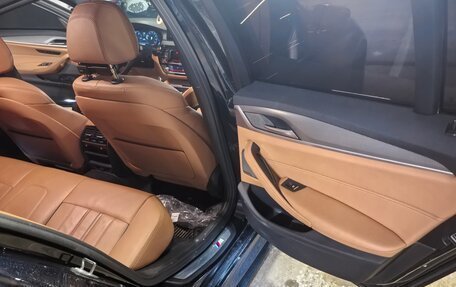 BMW 5 серия, 2018 год, 3 500 000 рублей, 15 фотография