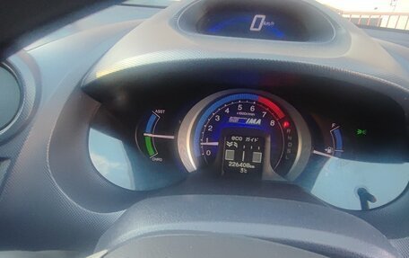 Honda Insight II рестайлинг, 2009 год, 600 000 рублей, 5 фотография