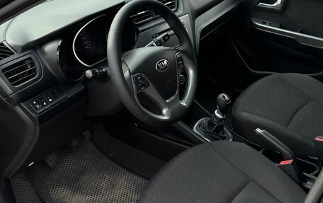 KIA Rio III рестайлинг, 2015 год, 899 000 рублей, 23 фотография