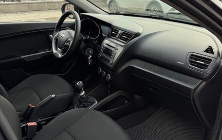 KIA Rio III рестайлинг, 2015 год, 899 000 рублей, 28 фотография