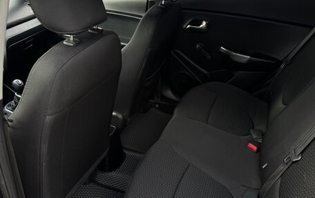 KIA Rio III рестайлинг, 2015 год, 899 000 рублей, 26 фотография