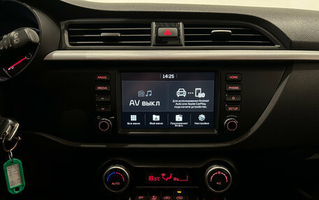 KIA Rio IV, 2019 год, 1 599 000 рублей, 16 фотография