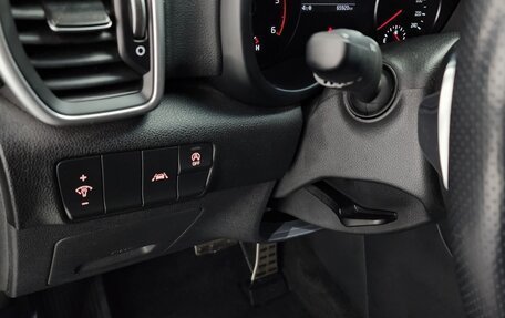 KIA Sportage IV рестайлинг, 2020 год, 1 835 000 рублей, 10 фотография