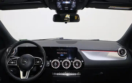 Mercedes-Benz GLA, 2022 год, 2 017 700 рублей, 8 фотография