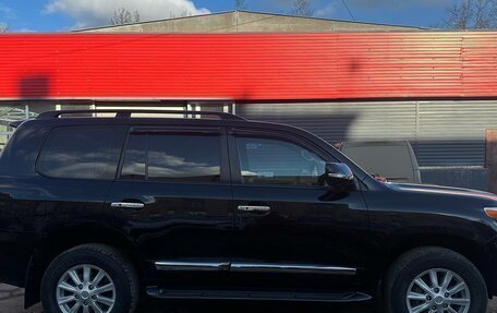 Toyota Land Cruiser 200, 2013 год, 4 500 000 рублей, 4 фотография