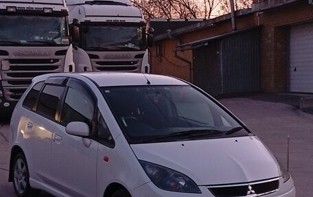Mitsubishi Colt VI рестайлинг, 2011 год, 970 000 рублей, 2 фотография