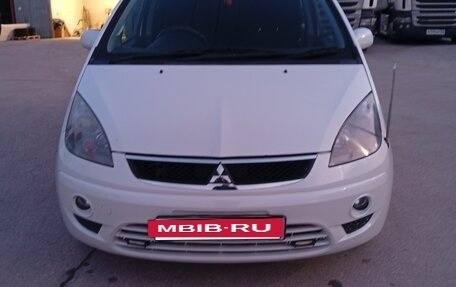 Mitsubishi Colt VI рестайлинг, 2011 год, 970 000 рублей, 3 фотография