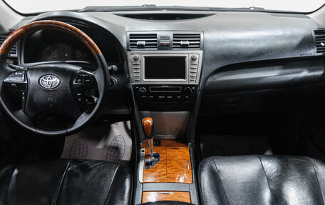 Toyota Camry, 2009 год, 899 000 рублей, 18 фотография