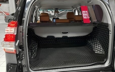 Toyota Land Cruiser Prado 150 рестайлинг 2, 2013 год, 3 197 000 рублей, 13 фотография