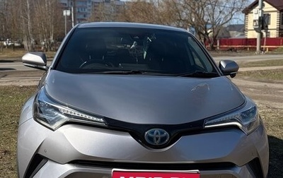 Toyota C-HR I рестайлинг, 2018 год, 2 100 000 рублей, 1 фотография