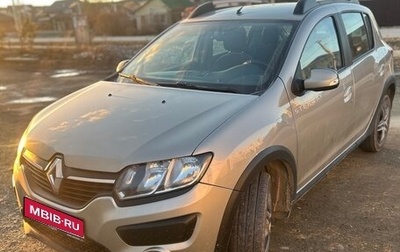 Renault Sandero II рестайлинг, 2017 год, 900 000 рублей, 1 фотография