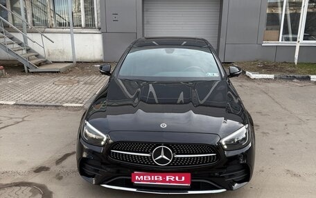Mercedes-Benz E-Класс, 2020 год, 4 500 000 рублей, 1 фотография