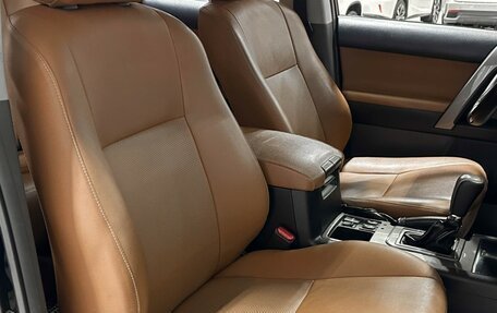 Toyota Land Cruiser Prado 150 рестайлинг 2, 2013 год, 3 197 000 рублей, 16 фотография