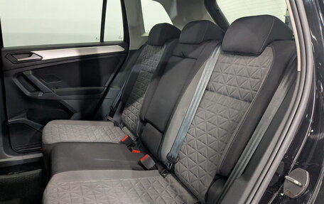 Volkswagen Tiguan II, 2021 год, 3 645 000 рублей, 11 фотография