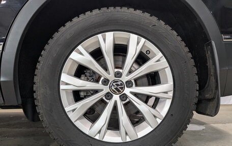 Volkswagen Tiguan II, 2021 год, 3 645 000 рублей, 16 фотография