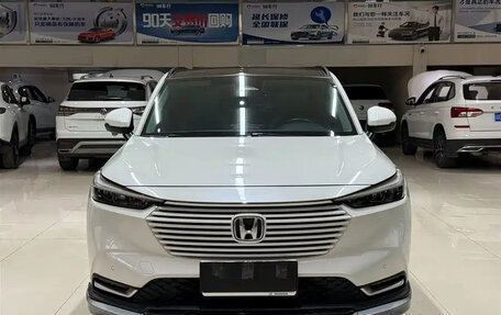 Honda Vezel, 2022 год, 1 900 013 рублей, 2 фотография