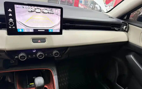 Honda Vezel, 2022 год, 1 900 013 рублей, 13 фотография