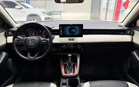 Honda Vezel, 2022 год, 1 900 013 рублей, 16 фотография