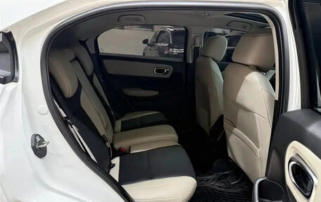 Honda Vezel, 2022 год, 1 900 013 рублей, 20 фотография